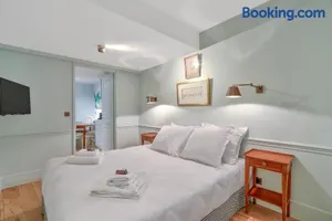 Image of Pick A Flat's Apartments in Saint Germain - Paul-Louis Courier