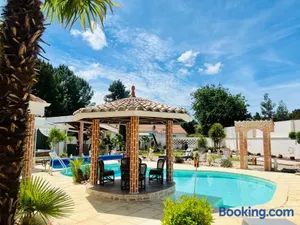 Image of Le Mas des Mathes, Chambres d'hôtes, Studios