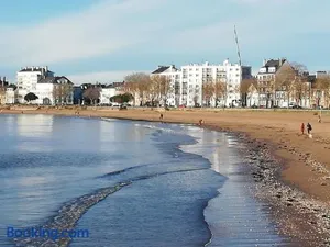 Image of Appartement de 3 chambres face à la mer
