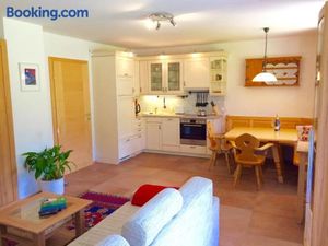 Image of Sunny Villa