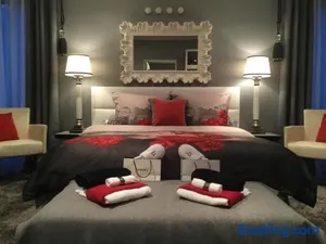 Image of Suite Couture