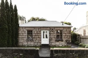 Image of Historic 1850s Magnetic Cottage