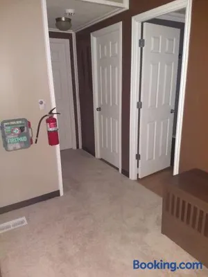 Image of Curt's cozy room rentals
