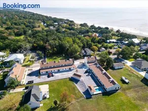 Image of Pass Marianne Town Home