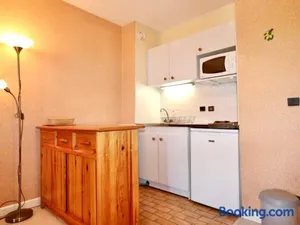 Image of Appartement cosy à 5min du lac Albigny, proche commerces, parking inclus, animaux admis - FR-1-432-17