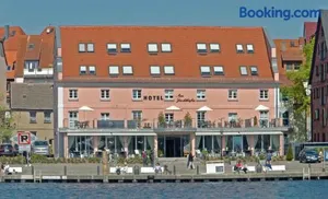 Image of Hotel Am Yachthafen