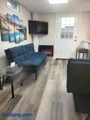 Image of Attractive Lower Level Guest Suite with Private Entrance