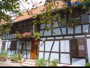 Image of Maison accueillante dans Wingersheim-les-Quatre-Bans avec terrasse.