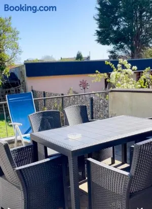 Image of Messe Apartment with 2 bedrooms, Kitchen and Garden