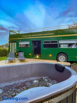 Image of Bed&Bus met hottub