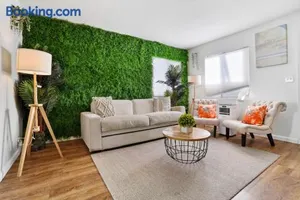 Image of The Green Haven, 1 Minute Walk to the Beach and Restaurants, King Beds, Beach Amenities