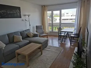 Image of F3 composé de 2 grands lits et 1 grand canapé lit