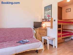 Image of Studio cosy avec balcon sud, 3 couchages, Montgenèvre, skis aux pieds, Wifi et ménage inclus - FR-1-330D-14