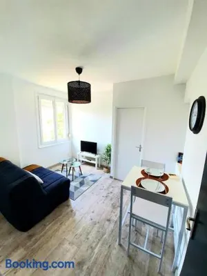 Image of Welcome 1