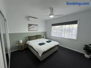 Image of 3Bed 2Bath home - Nth Central Reno metres from Hosp w Wifi