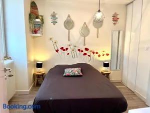 Image of Le Mini Nid, accès terrasse de l'établissement