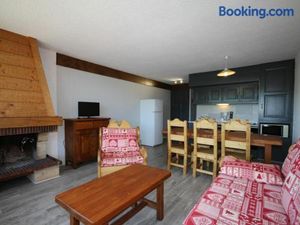 Image of Les Saisies: Grand 2 pièces cabine, 6 pers, cheminée, balcon sud, wifi - FR-1-293-248