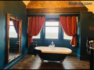 Image of Mollys Boutique Hotel