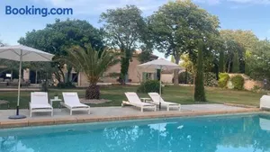 Image of Mas de la Calade Bed & Breakfast