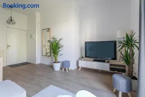 Image of Nice Apartment Garden - 5 min DISNEYLAND Paris - Val d'Europe Center