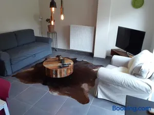 Image of Appartement rez Terrasse et Jardin