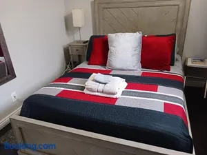 Image of Two-Bedrooms SoFi, Forum, SpaceX Cozy Apt