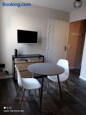 Image of Joli T1 hypercentre Rochefort