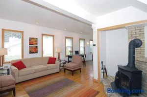 Image of Cozy Lake Michigan Cottage on Lake Michigan-Pet Friendly!