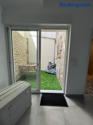 Image of Loft avec terrasse au pied du château