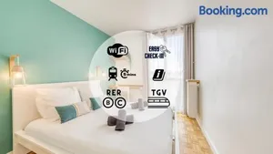 Image of Blue Dream - RER B&C - Netflix / Disney+/ Easy Check-in