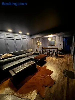 Image of Luxurious Getaway at Js Place