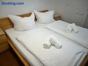 Image of Premium Apartment 70qm 2,5 Zimmer Küche, Smart TV, Garage, WiFi