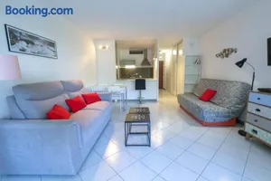 Image of Studio in Antibes with AC Terrace & Pool - BENAKEY