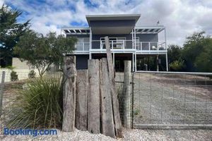 Image of Beachfront 4 Bedroom Home in Nepean Bay