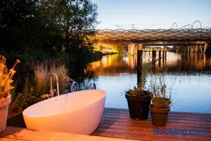 Image of Hoteldebootel 's-Hertogenbosch met prive sauna
