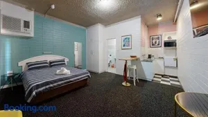 Image of West End Motel & Backpackers