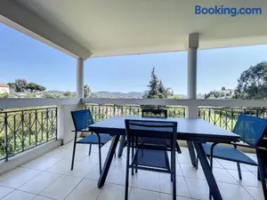 Image of Cannes - 2 pièces résidence avec parc et piscine