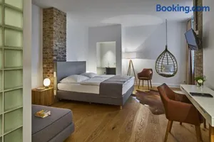 Image of Hotel 38