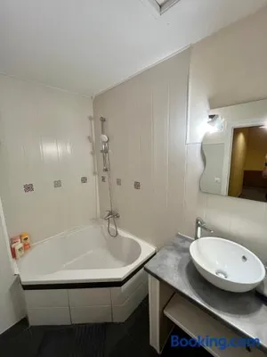 Image of Appartement 2 chambres - lits king size - wifi - baignoire