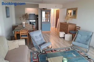 Image of Spacious 3-bedroom apartment near the beach
