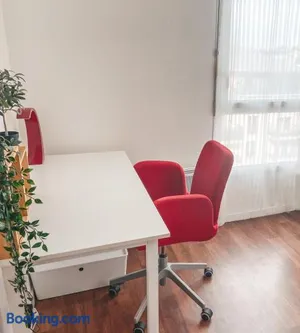 Image of Studio à 10 mins de Paris