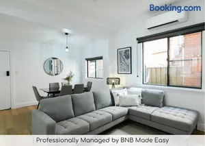 Image of Tamworth Retreat - Sleek & Stylish, Sleeps 5