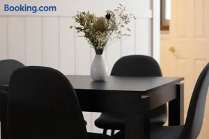 Image of Cosy Cottage 2BR Ballarat Stay Close to CBD