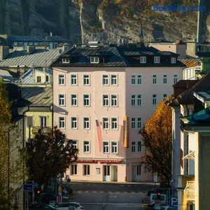 Image of Hotel Vier Jahreszeiten Salzburg