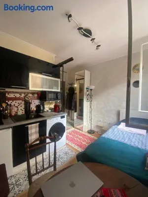 Image of Charming Arty Studio