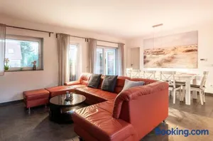 Image of Ferienhaus Daniela mit Terrasse und Garten