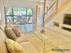 Image of A touch of lux in the Redlands!