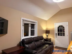 Image of Beautiful two-bedroom residence nestled in the lovely town near Boston