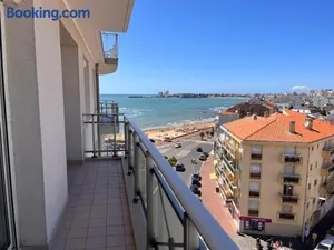 Image of Appartement pour 6 personnes aux Sables-d'Olonne, proche plage, avec balcon - FR-1-197-192