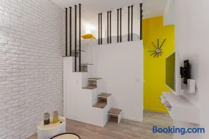 Image of Chic Saint-Germain-des-Prés Studio for 4 - Prime location
